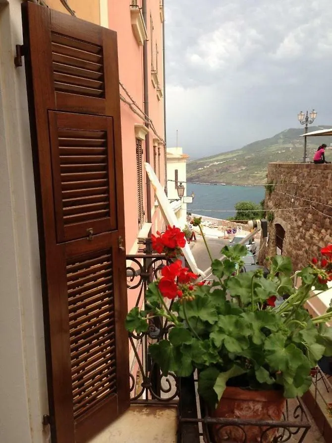 L'Appogghju Bed and Breakfast Castelsardo 0*,  Italien