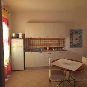 La Fortezza & Appartament Bed and breakfast